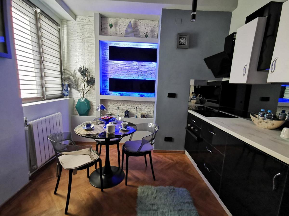 בראשוב Crystal Central Apartment מראה חיצוני תמונה
