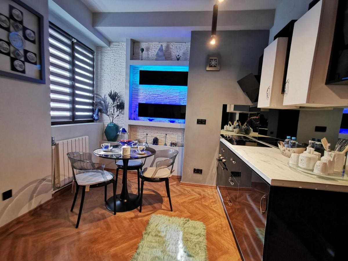 בראשוב Crystal Central Apartment מראה חיצוני תמונה