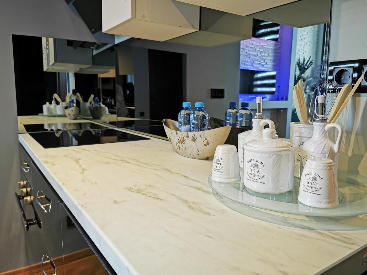 בראשוב Crystal Central Apartment מראה חיצוני תמונה