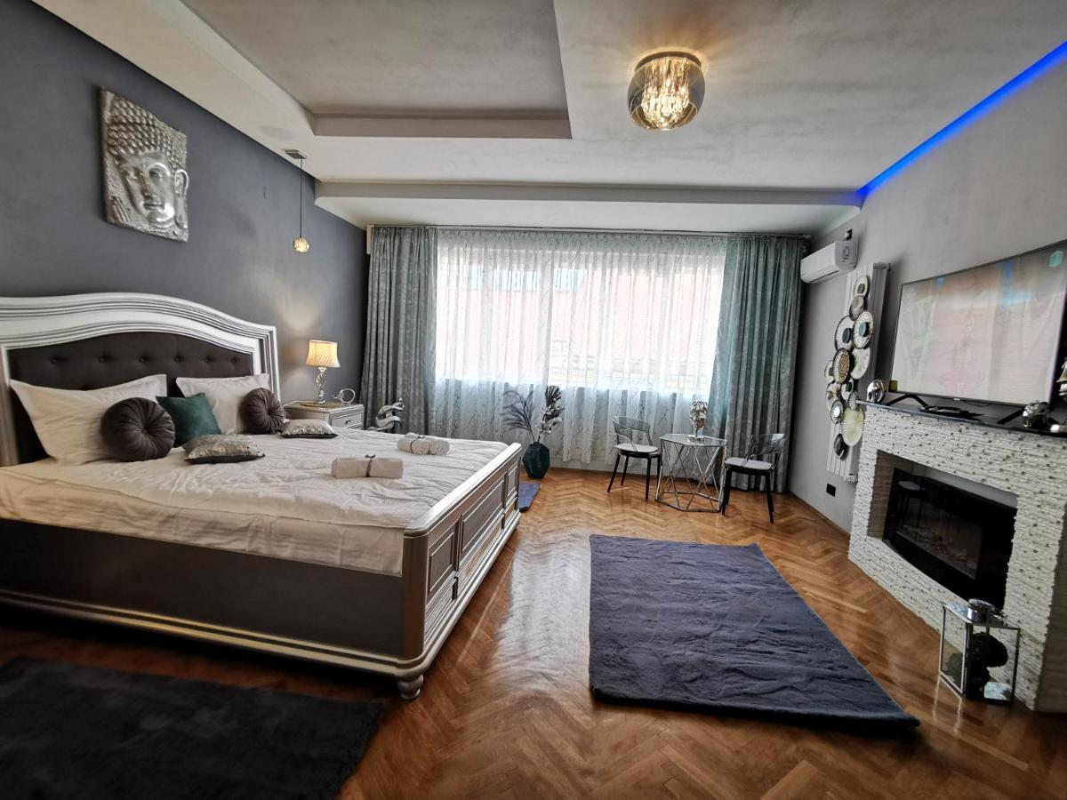 בראשוב Crystal Central Apartment מראה חיצוני תמונה