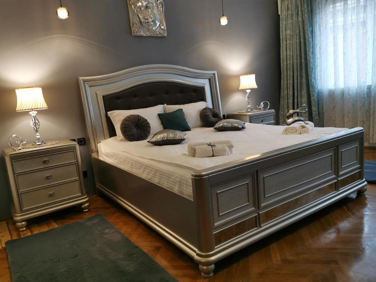 בראשוב Crystal Central Apartment מראה חיצוני תמונה