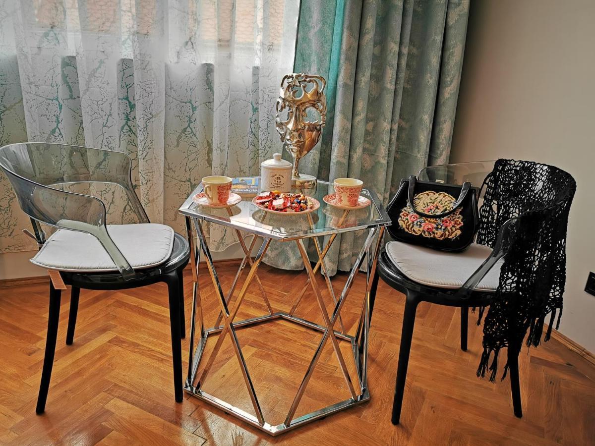 בראשוב Crystal Central Apartment מראה חיצוני תמונה